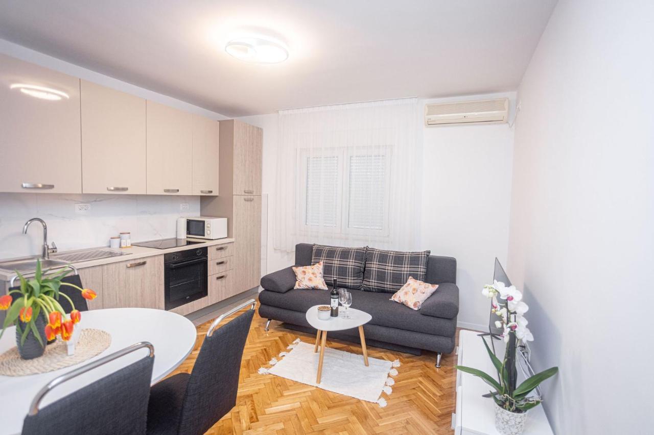 Apartments Veronika Трогир Экстерьер фото