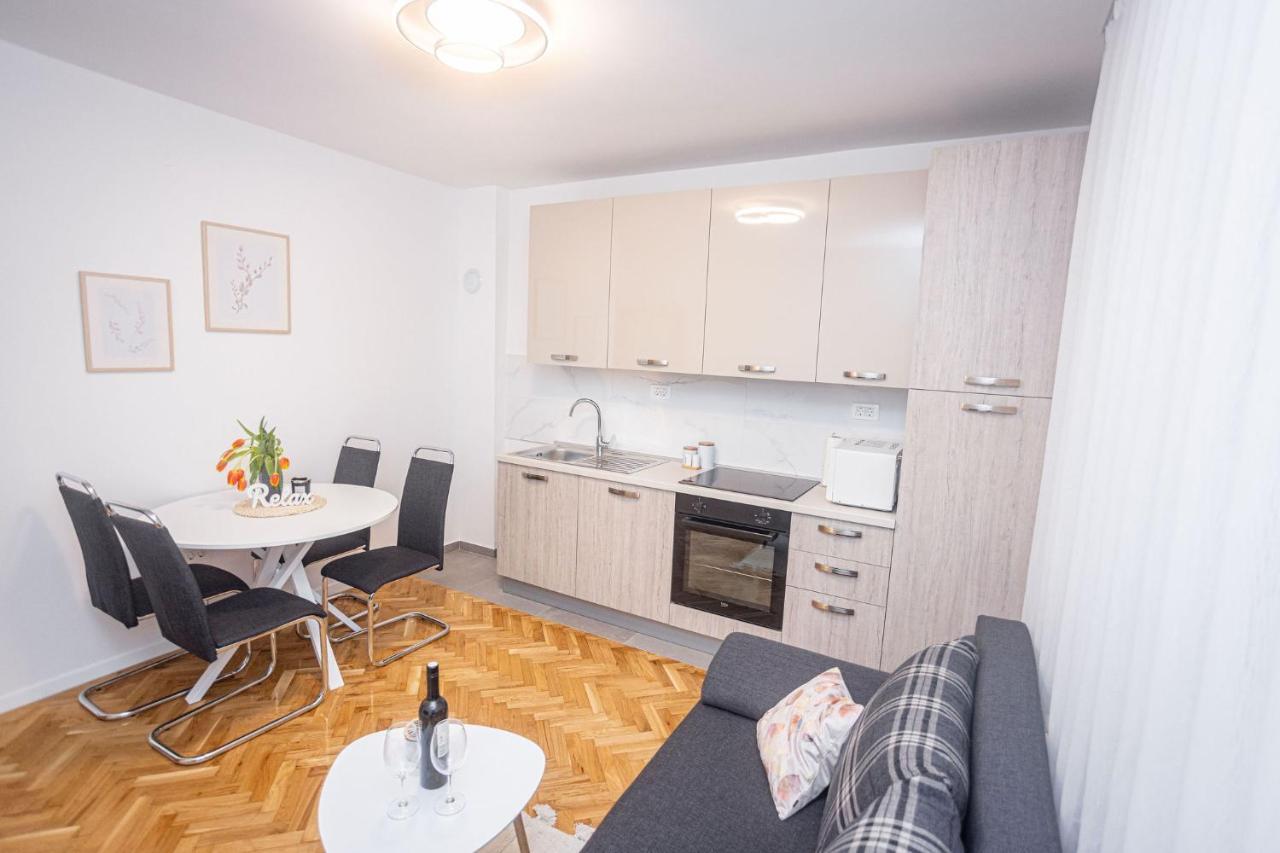 Apartments Veronika Трогир Экстерьер фото