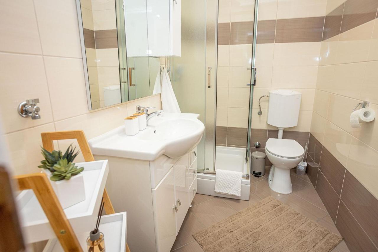 Apartments Veronika Трогир Экстерьер фото